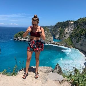 Meet your Posher, Erica